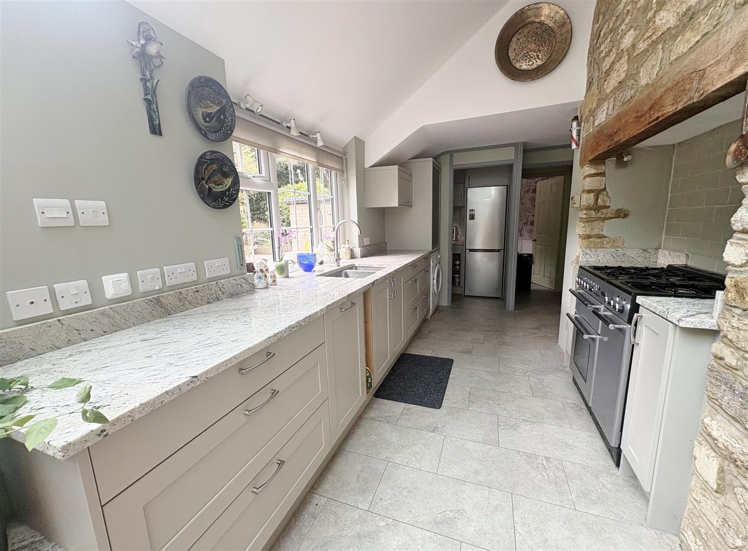 kitchen 4.jpeg